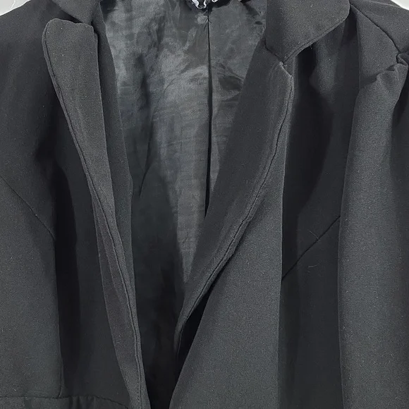 First Option Too Elegant Black Women's Blazer Lined Size 16W (W365) - Picture 5 of 9